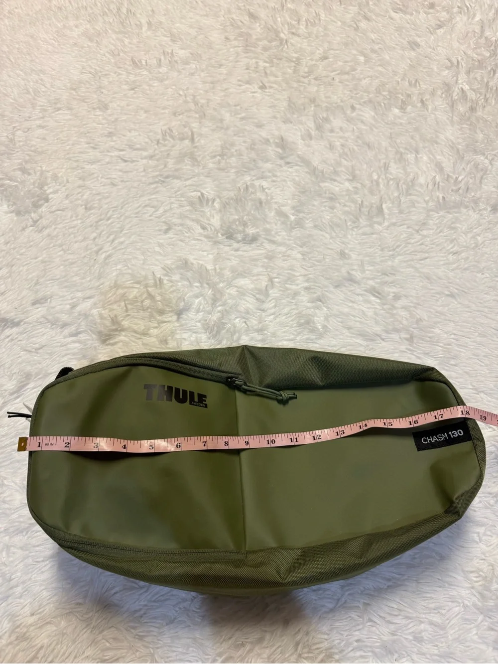 Thule Chasm Olive Green Duffle Bag Packing Case / Accessories Carry Bag